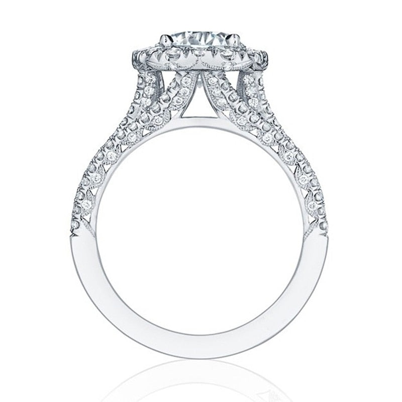 BRILLIANT CUBIC ZIRCONIA LUXURY ENGAGEMENT RING