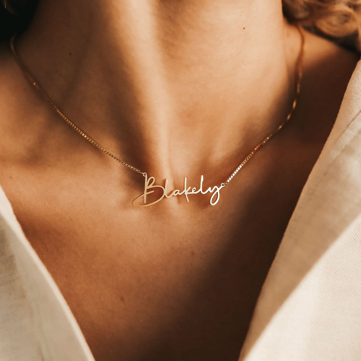 DAINTY SCRIPT NAME NECKLACE WITH VENETIAN CHAIN BUNDLE