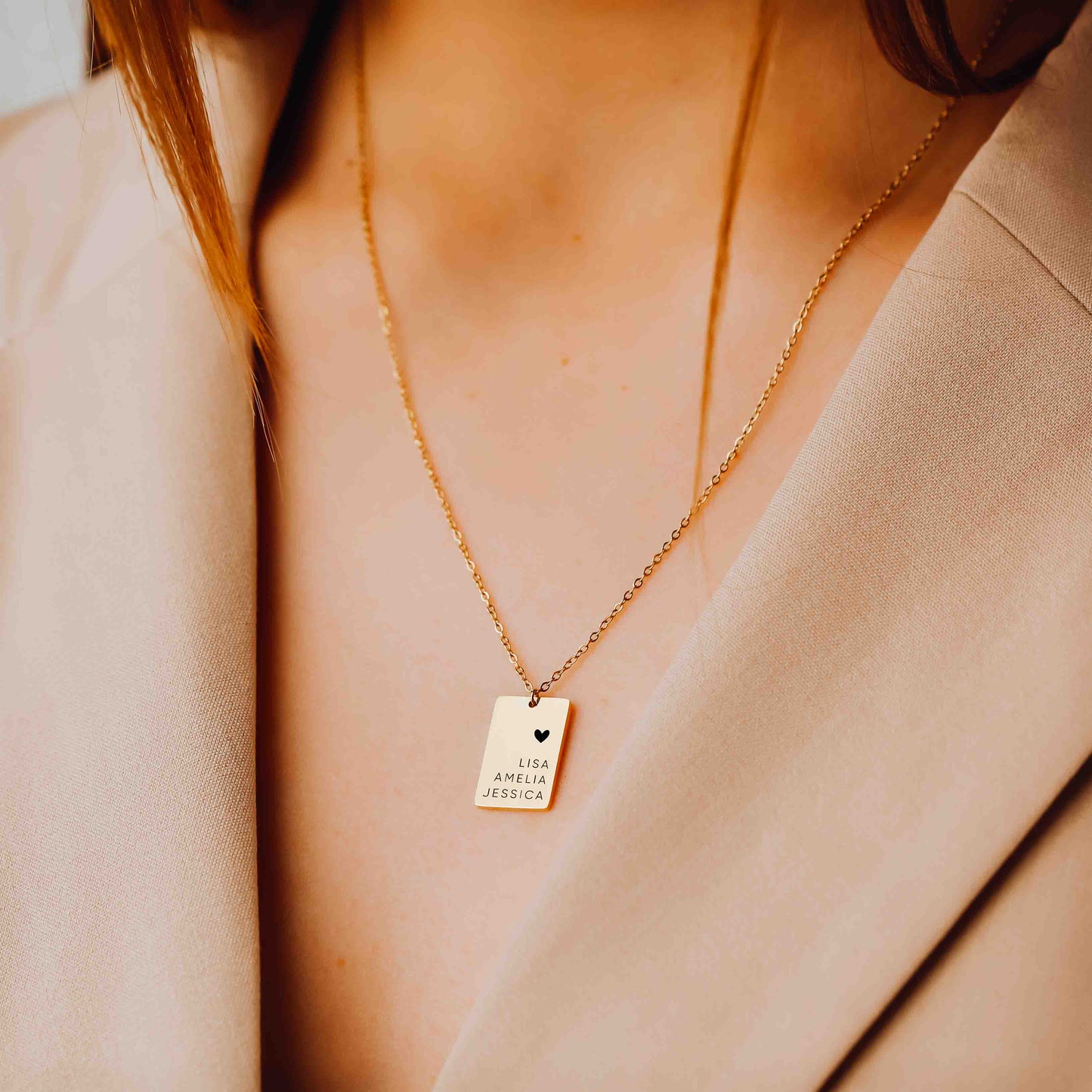 ELEGANT ENGRAVED RECTANGLE NECKLACE