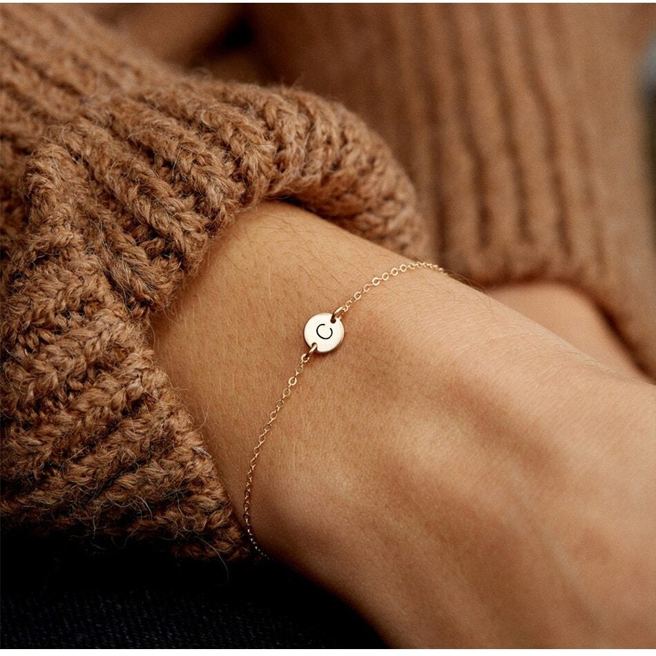 CLASSIC SCRIPT ENGRAVED INITIAL COIN BRACELET - Ora Gift