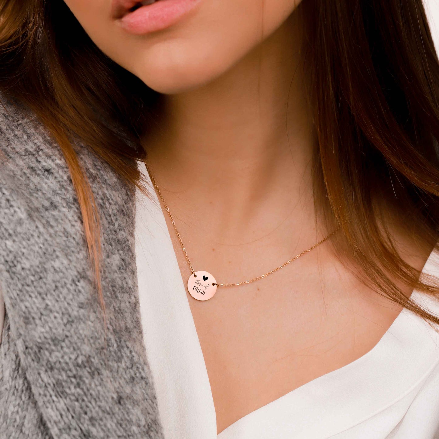ENGRAVED MOM MINIMAL COIN NECKLACE