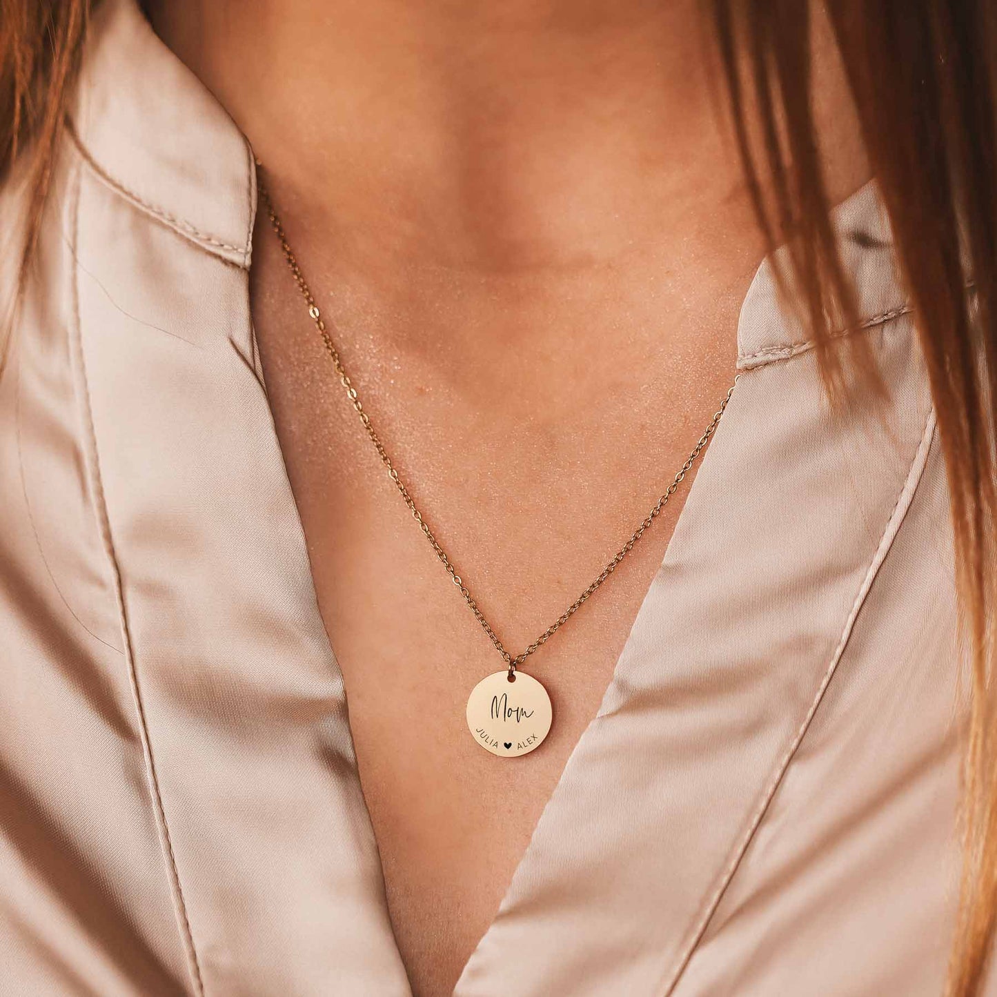 MOM NECKLACE WITH CHILDREN NAMES