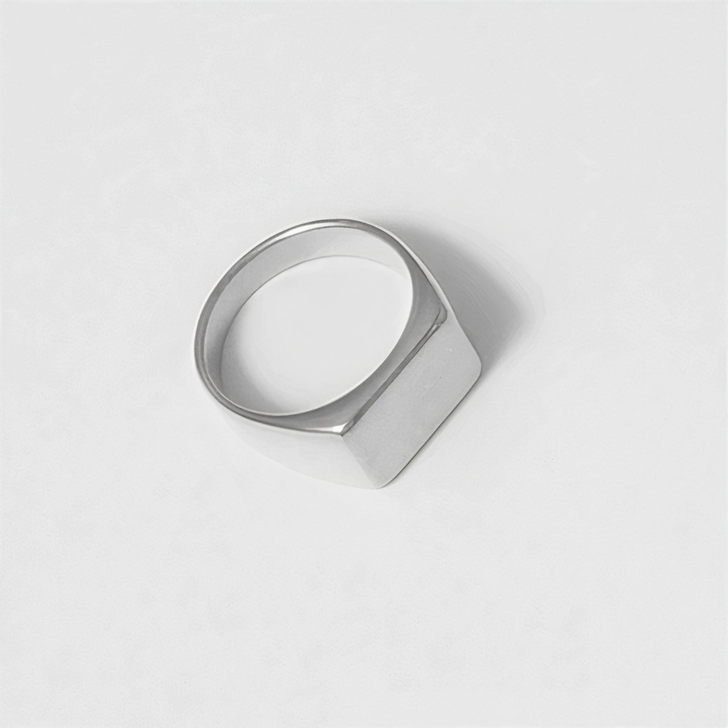 PERSONALIZED RECTANGLE SIGNET RING