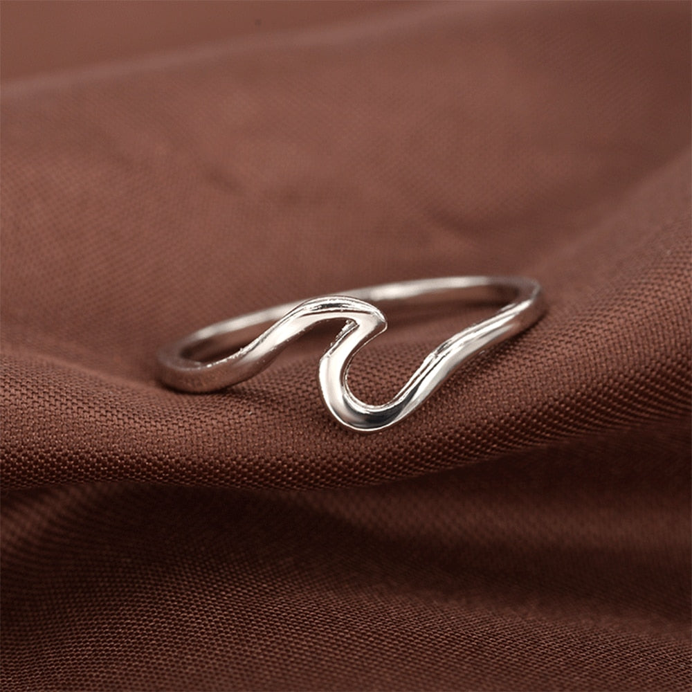 SIMPLE SEA WAVE RING