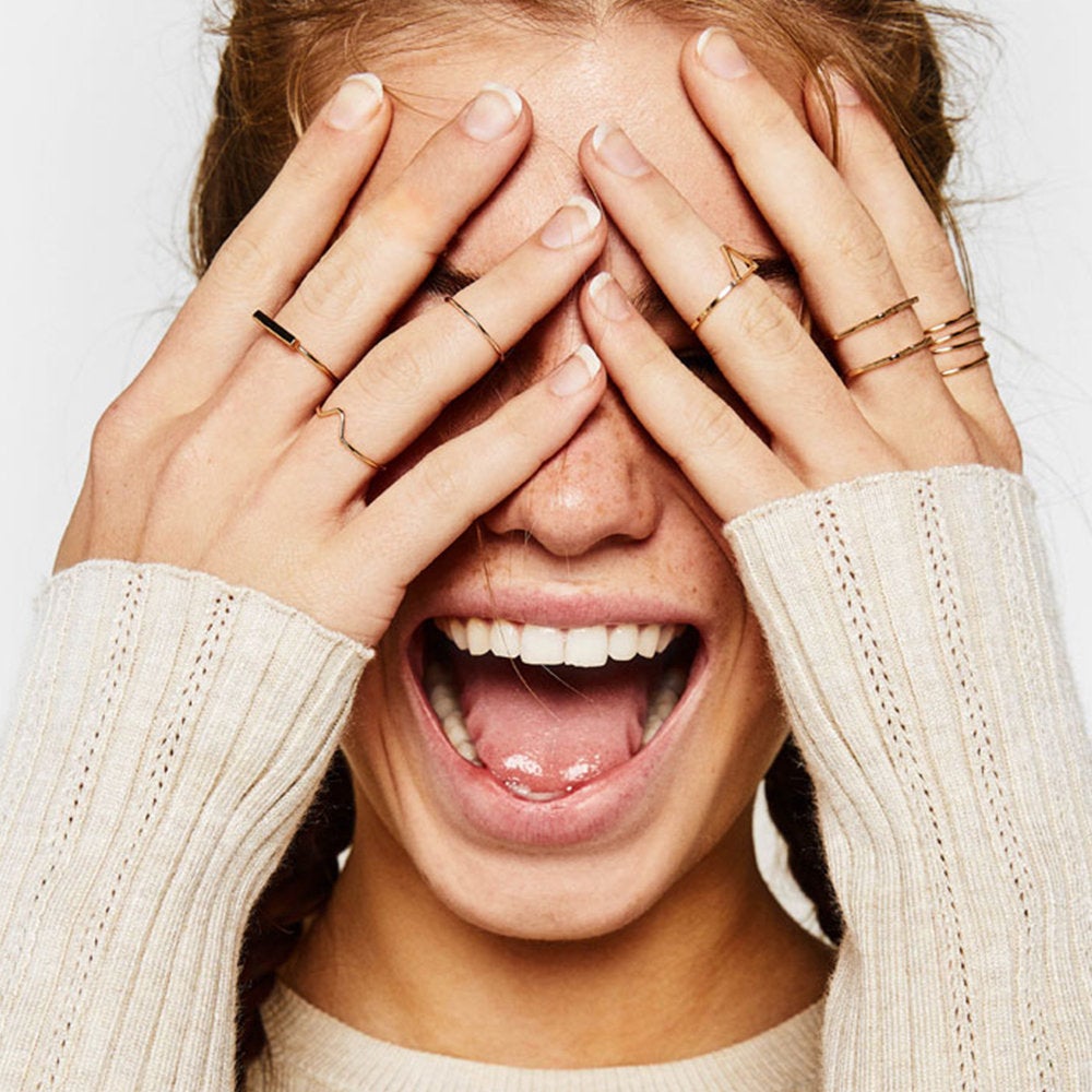 STACKABLE MINIMALIST RINGS SET - Ora Gift