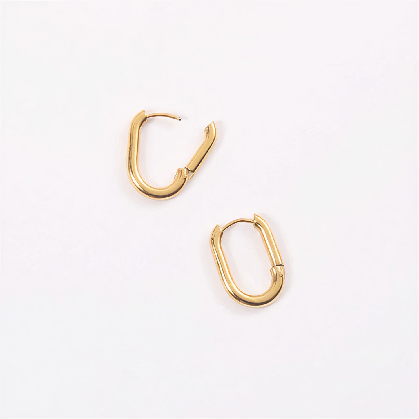 MINIMALIST OBLONG HOOP EARRINGS