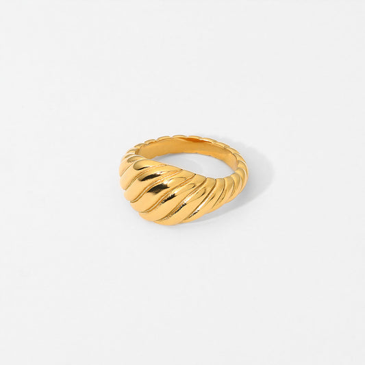 MODERN TWIST BOLD RING