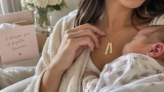 Best push present ideas for new moms, including personalized jewelry, keepsakes, and practical gifts