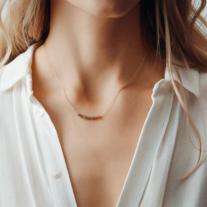 MINIMAL CRYSTAL CHOKER