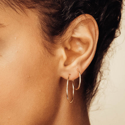 EVERYDAY HOOP EARRINGS