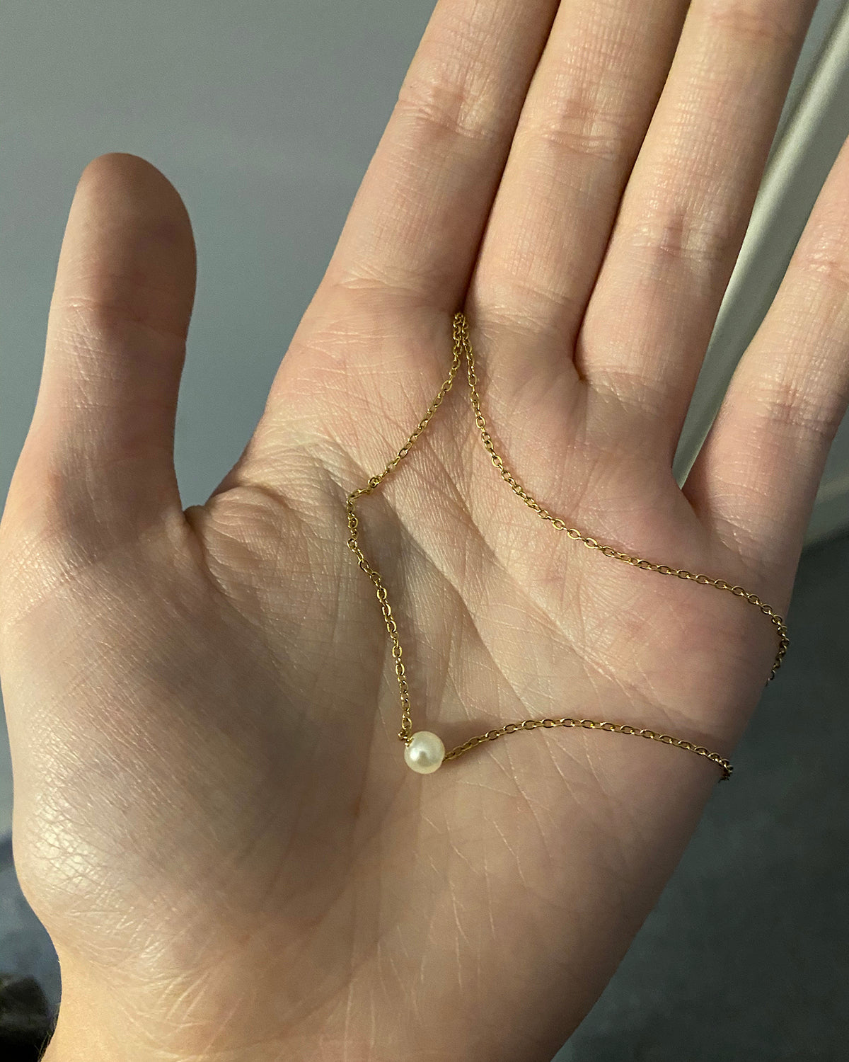 DAINTY FRESHWATER PEARL NECKLACE