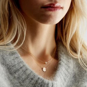 DAINTY FRESHWATER PEARL NECKLACE