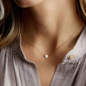 DAINTY FRESHWATER PEARL NECKLACE