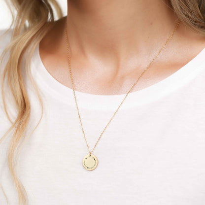 MINIMALISTIC CIRCLE NAME NECKLACE