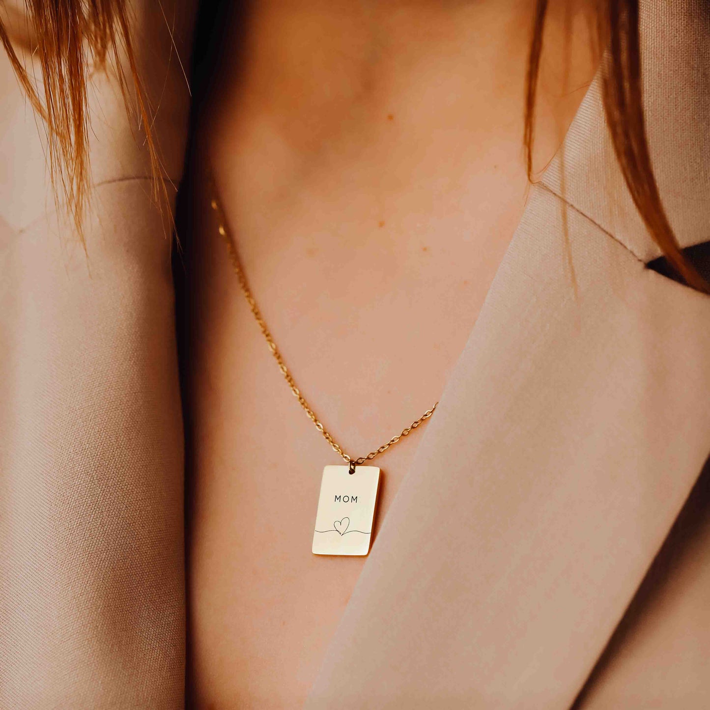 TRENDY RECTANGLE NECKLACE FOR MOM