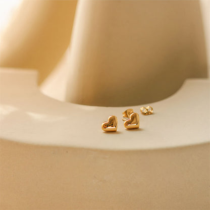 MINIMALIST HEART SHAPE STUDS