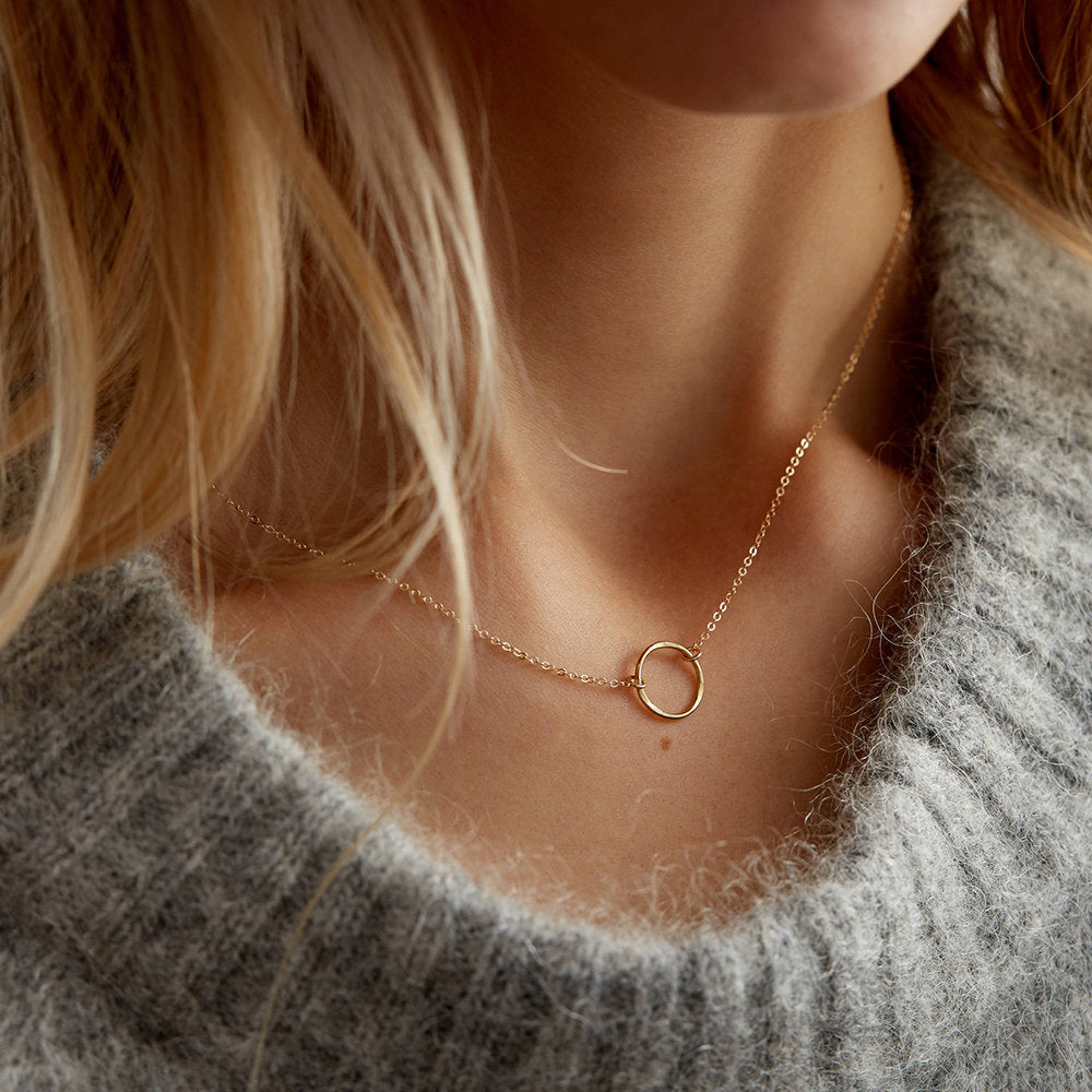 MINIMALIST CIRCLE RING NECKLACE - Ora Gift