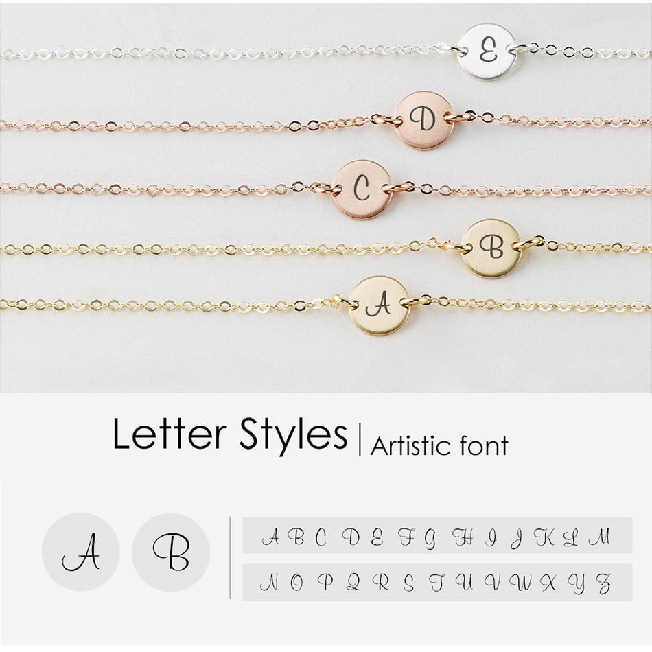 ARTISTIC SCRIPT INITIAL DISC BRACELET - Ora Gift