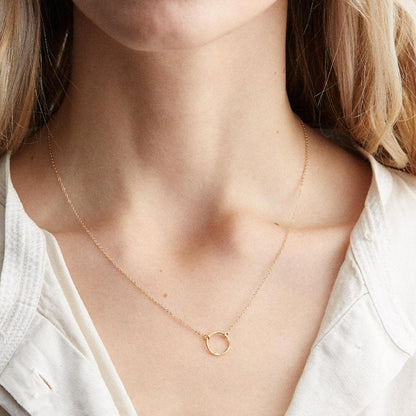 MINIMALIST CIRCLE RING NECKLACE - Ora Gift