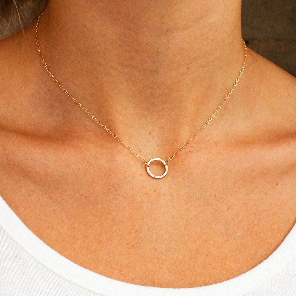 MINIMALIST CIRCLE RING NECKLACE - Ora Gift