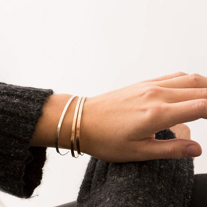 MODERN CUFF GOLD BRACELET - Ora Gift