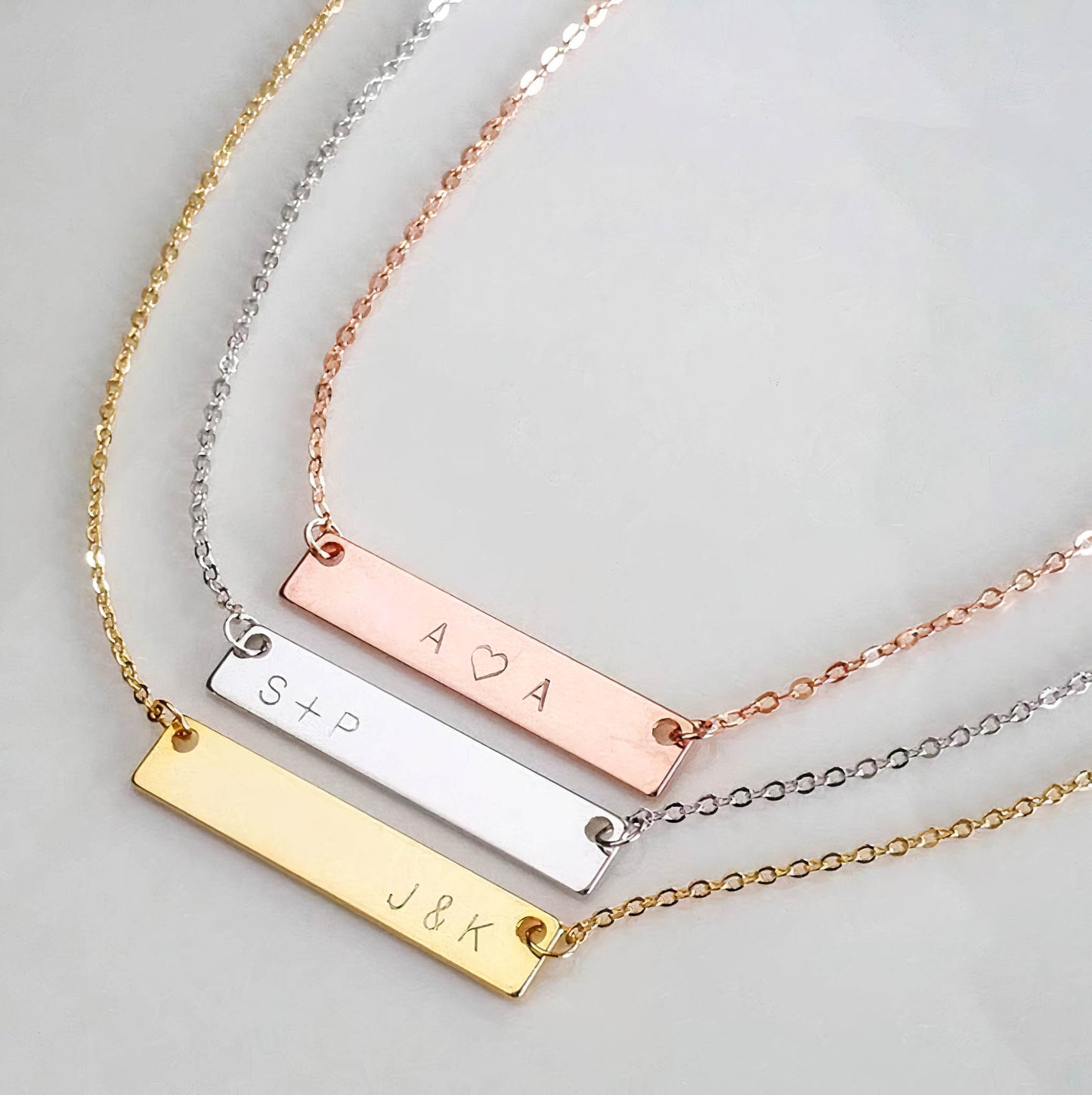 TINY BAR NECKLACE