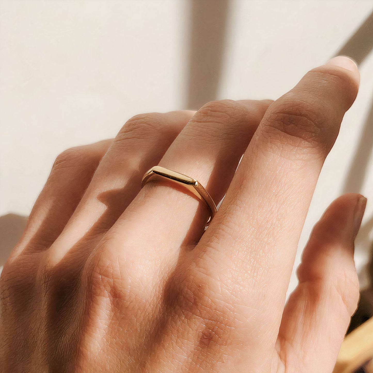 TINY MINIMALIST RING