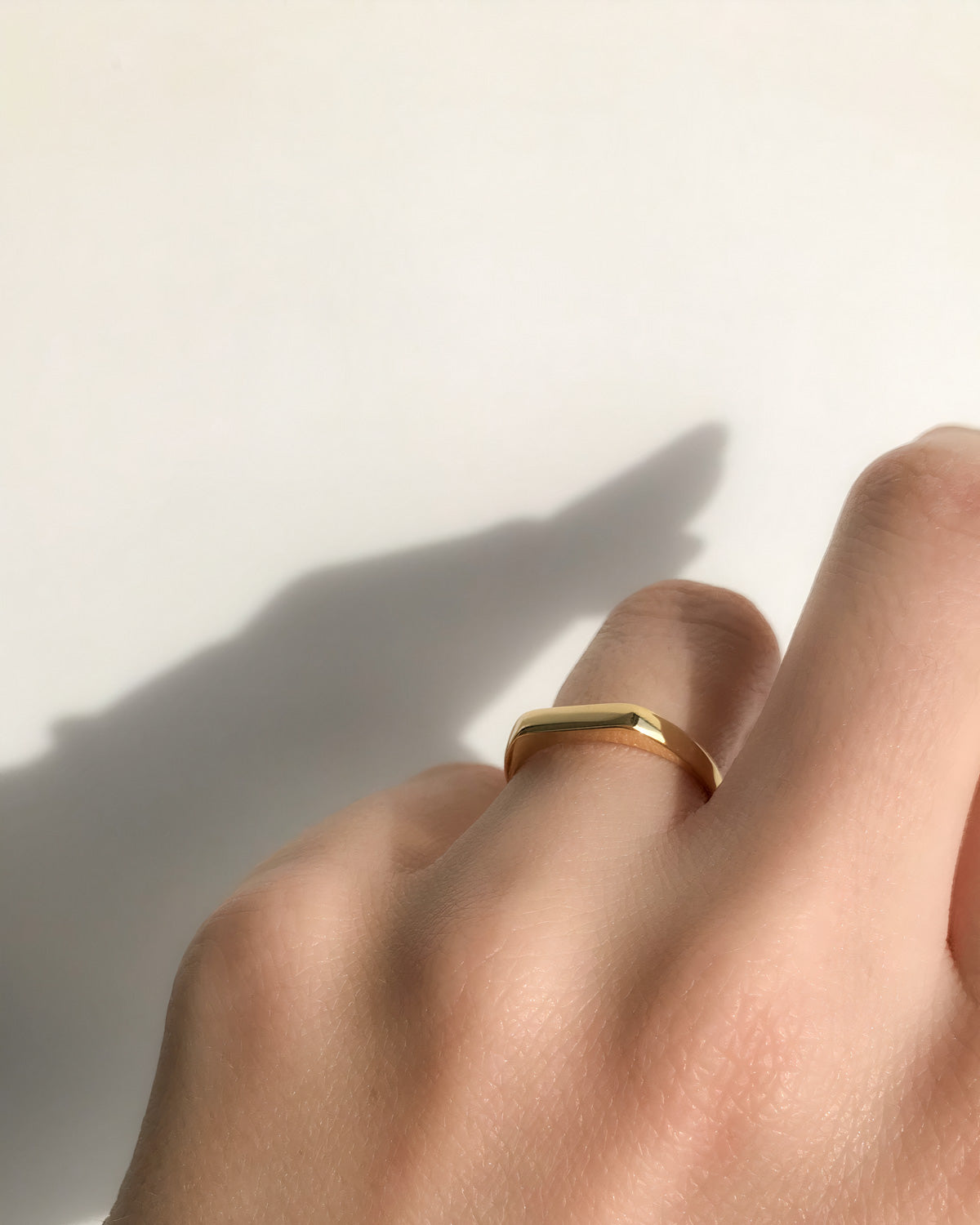 TINY MINIMALIST RING