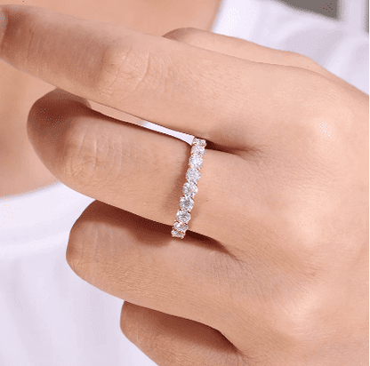 DIAMOND MOISSANITE RING