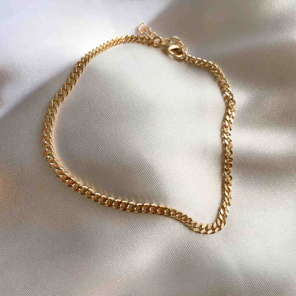LAYERED CHAIN ANKLETS SET