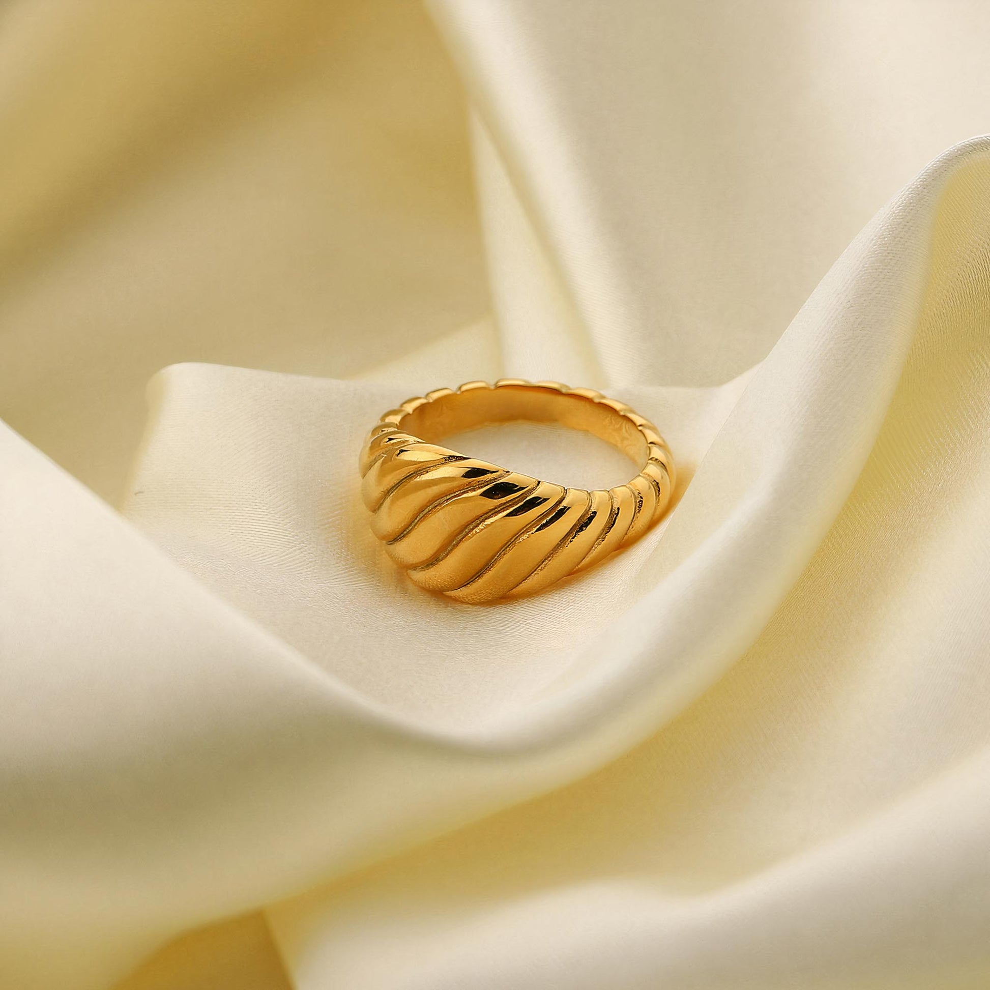 18K Gold Plated Twist Chain Open Ring. Gold Chain Ring. 